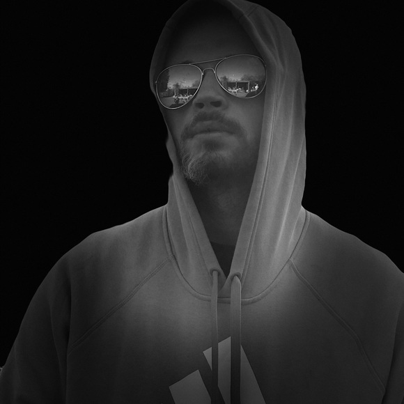 Meet your Posher, John - Picture 1 of 1